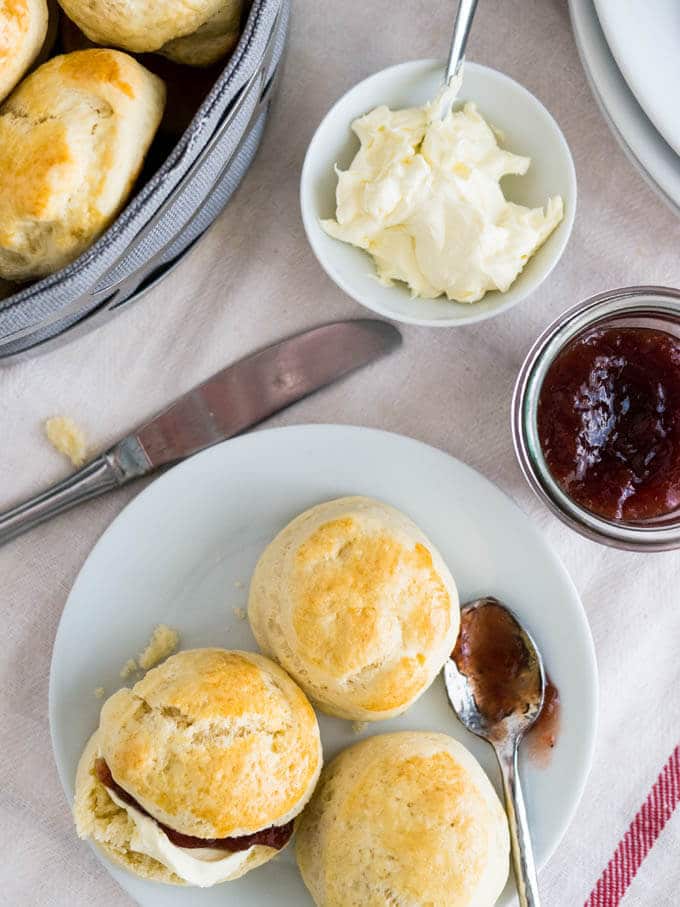 Easy British Afternoon-Tea Scones - perfect for entertaining guests and super fast and easy to make! You can make them in advance and freeze them.