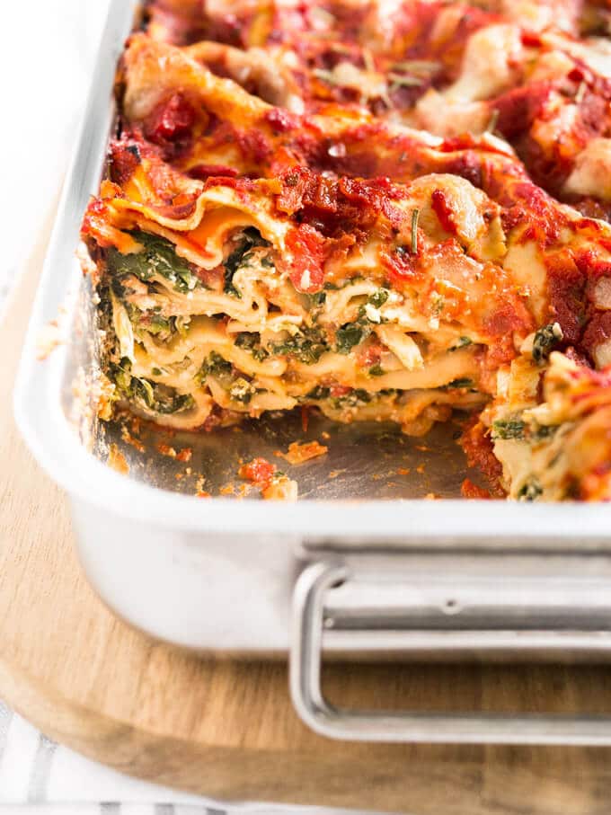 Easy Vegetarian Spinach Lasagna w/ spinach-ricotta filling