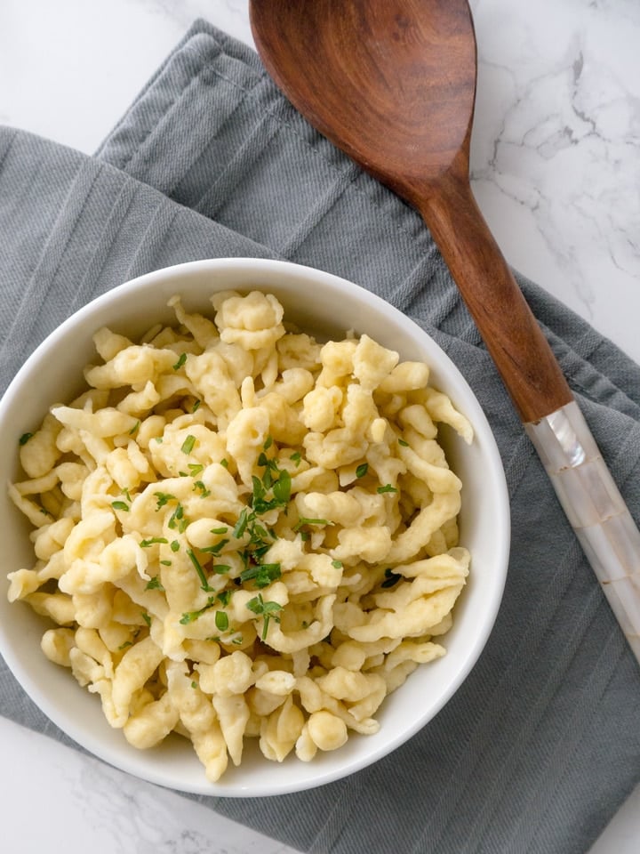 Authentic & Easy German Spaetzle Recipe - ready in only 15 minutes and a great side dish for all kinds of recipes!