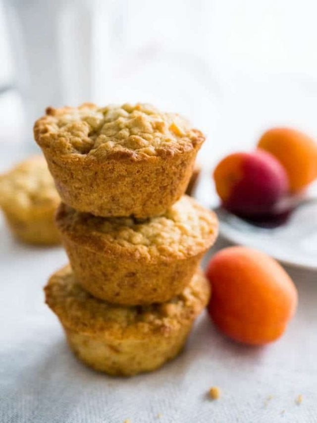 Skinny Oatmeal Apricot Muffins (refined sugarfree) Plated Cravings