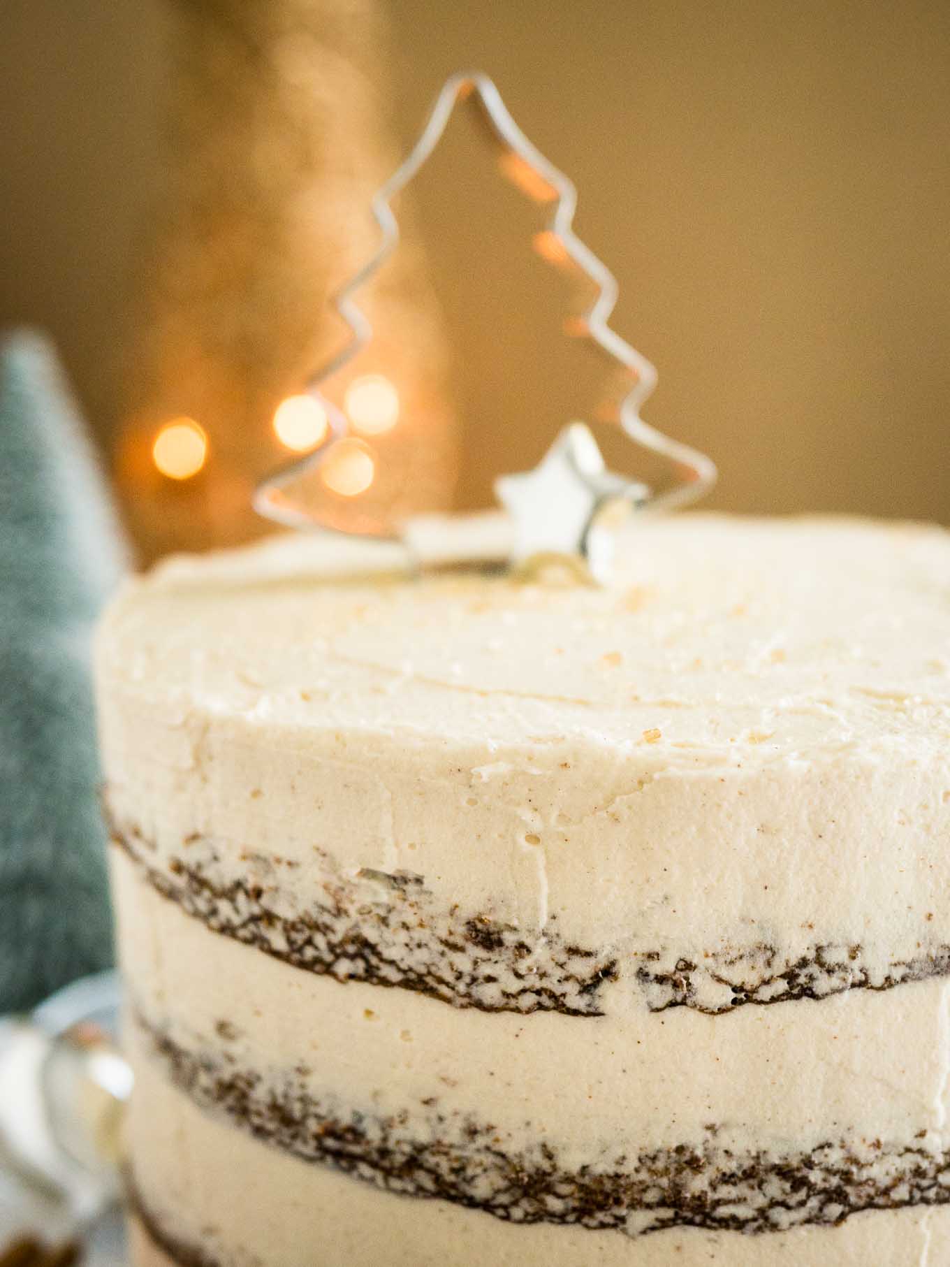 This Gingerbread Cake recipe is perfect for the holidays! A spicy and sweet ginger cake with a delicious Baileys cream cheese frosting.