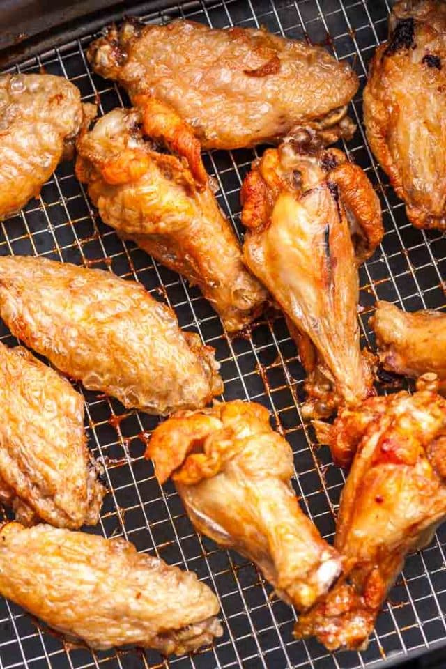 air-fryer-chicken-wings-extra-crispy-plated-cravings