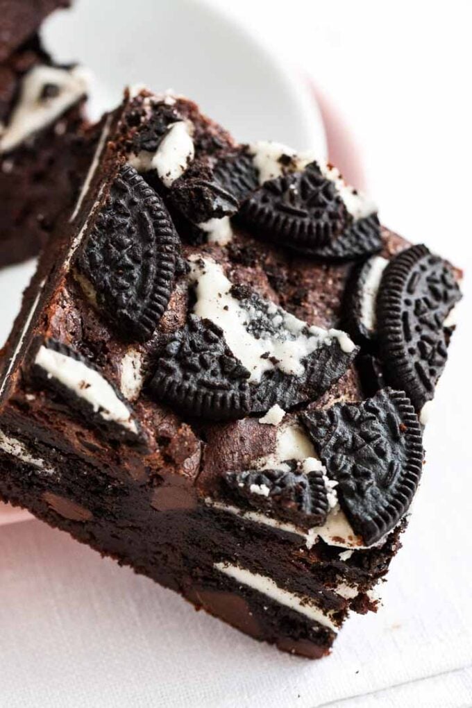 Oreo Brownies Fudge Brownies Stuffed With Cookies Plated Cravings 6312