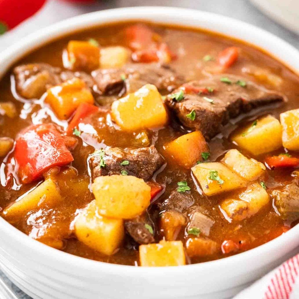 Hungarian Goulash {Easy Authentic Goulash Recipe} - Plated Cravings