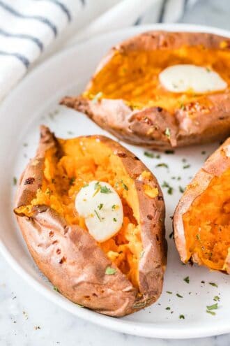 Air Fryer Baked Sweet Potatoes (Crispy and tender) - Plated Cravings