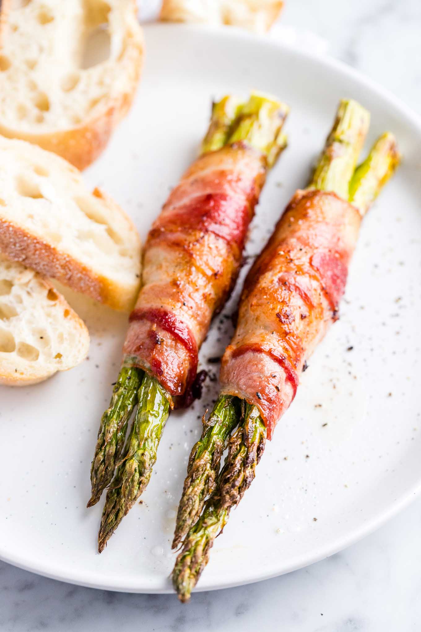 Air Fryer Asparagus {Quick and easy recipe!} Plated Cravings