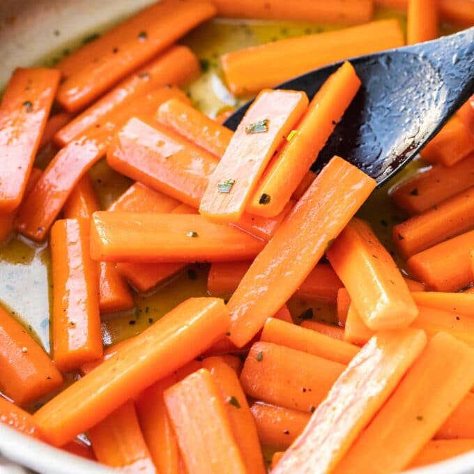 Honey Glazed Carrots Buttery and Sweet! - Plated Cravings