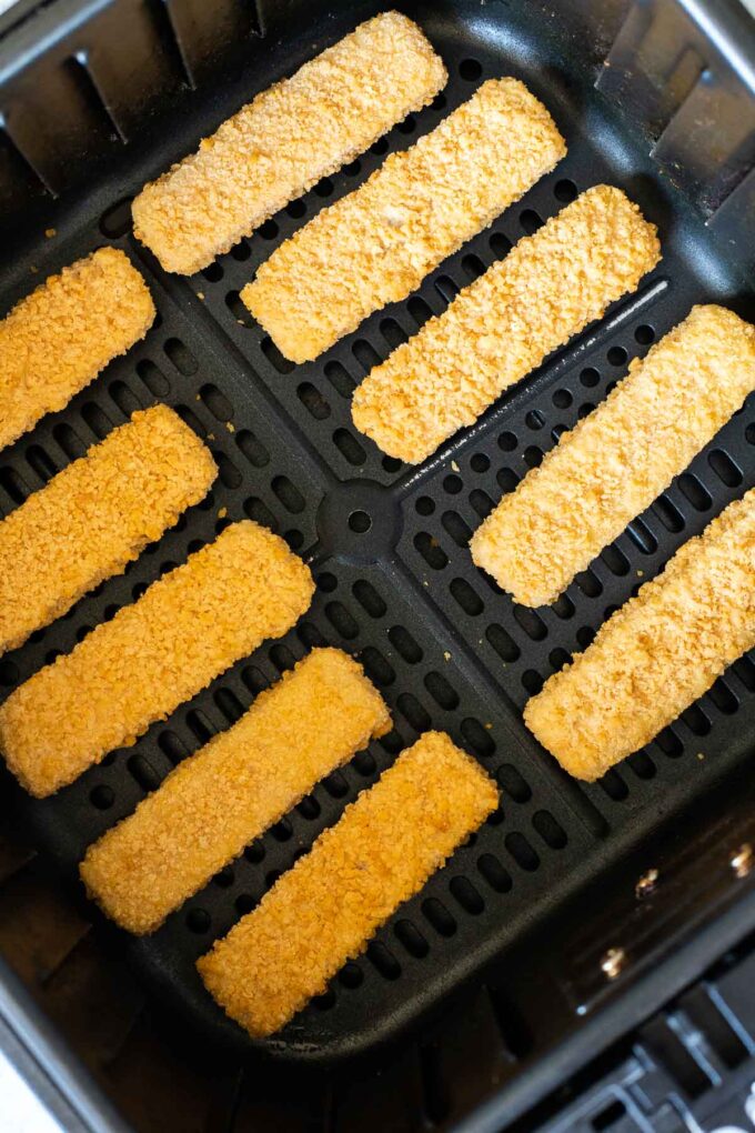 How to Make Fish Sticks in an Air Fryer