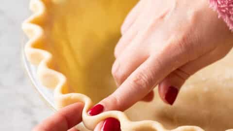 Flaky-Pie-Crust-Featured- 