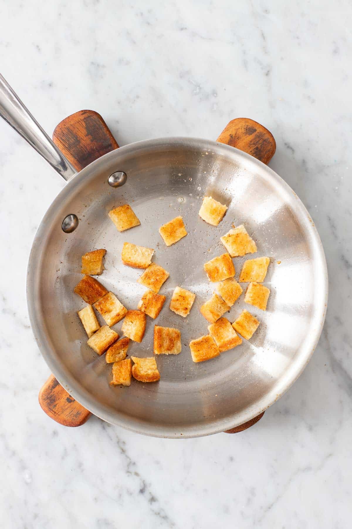 Bread for potato dumplings.